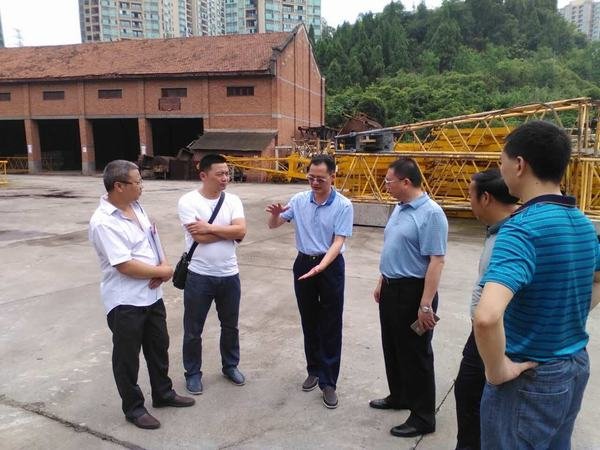 代輝一行到四川省防汛抗旱物資資陽倉庫檢查指導工作 