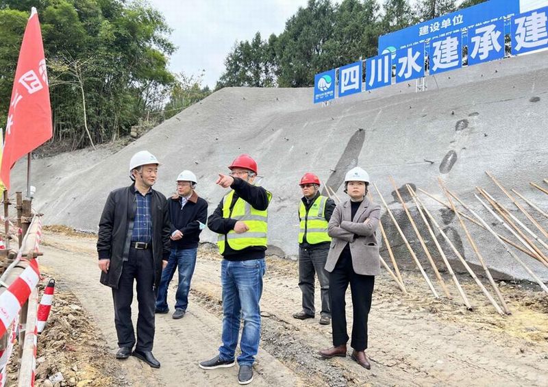 集團吳軍一行到亭子口灌區(qū)一期工程總承包（EPC)第I標段開展調(diào)研工作