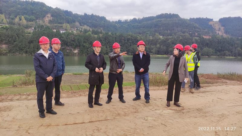 集團領導吳軍赴建設公司亭子口灌區(qū)一期工程總承包Ⅰ標施工項目部調(diào)研檢查工作