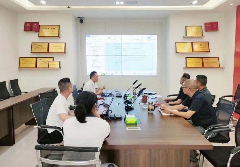 誠信為企 法律護(hù)航——律師團(tuán)隊受邀為三分公司提供水利項目工程總承包履約風(fēng)險管理咨詢